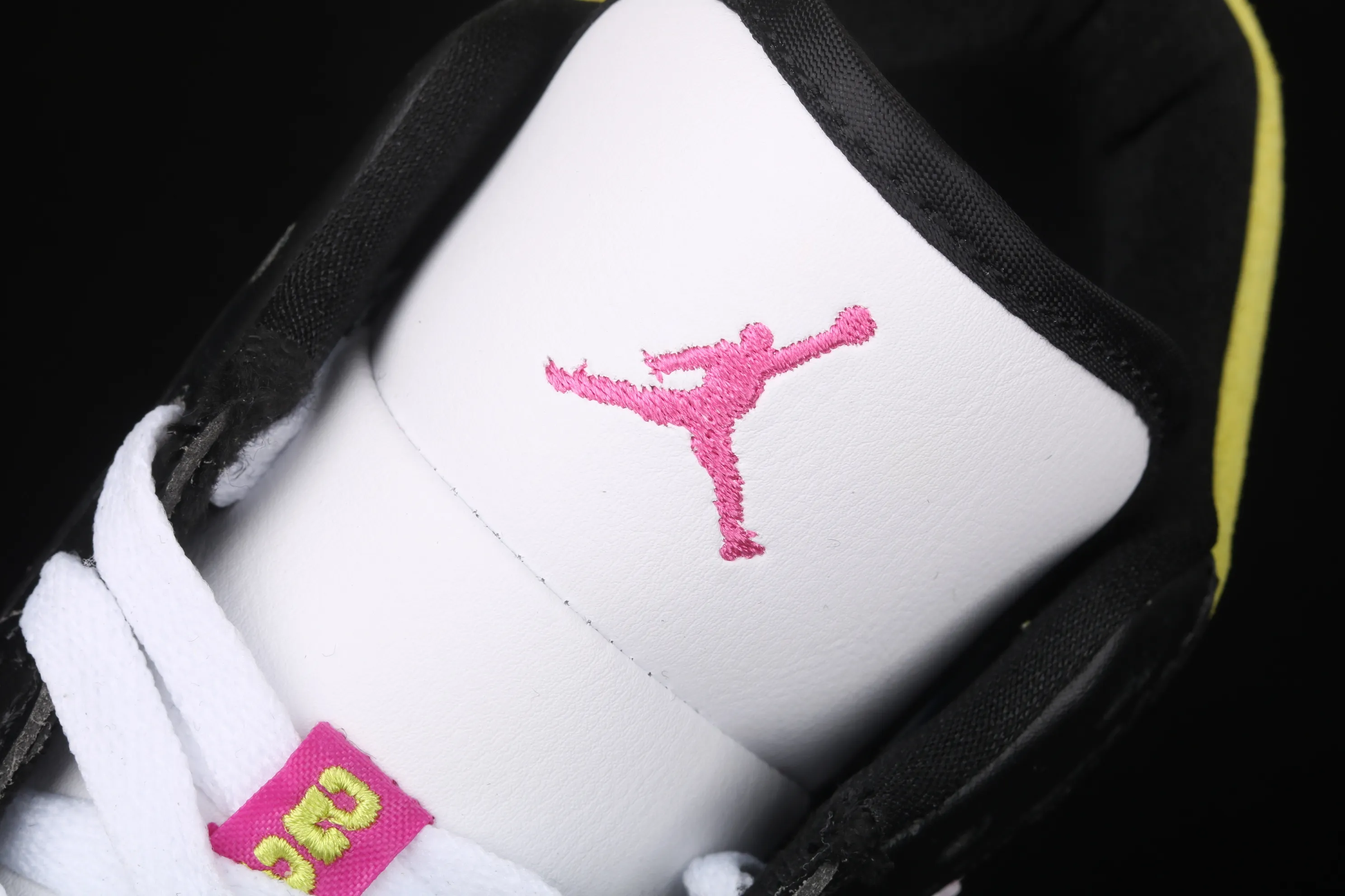 All categories Air Jordan Jordan series basketball shoes Air Jordan 1 Low Air Jordan 1 Low AJ1 Joe 1 black and white red inkjet low-top cultural and leisure sports sneakers CW5564-001